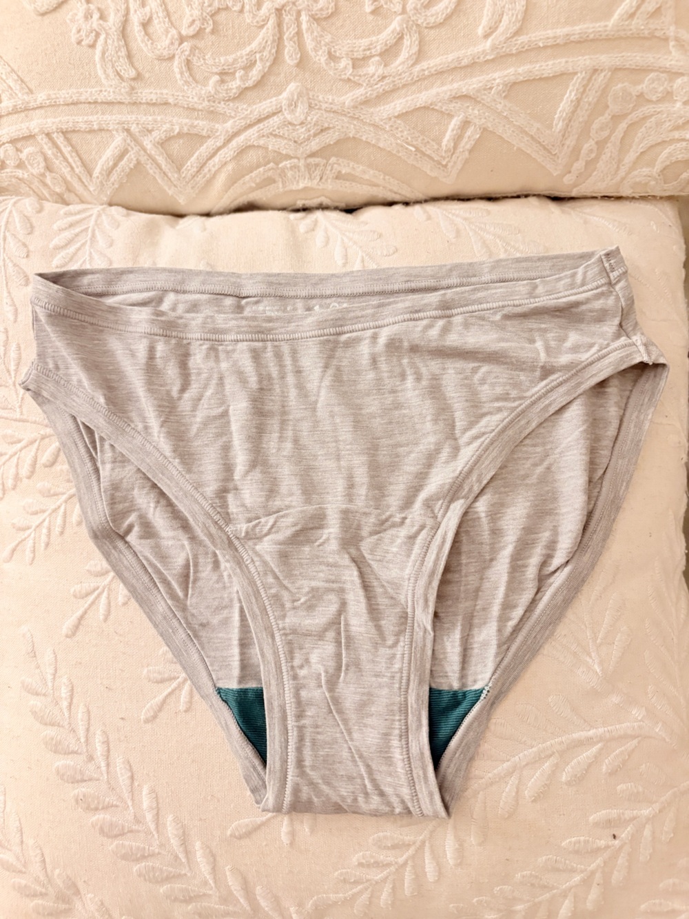✨ NWT HUHA HI S Grey Brief Undie